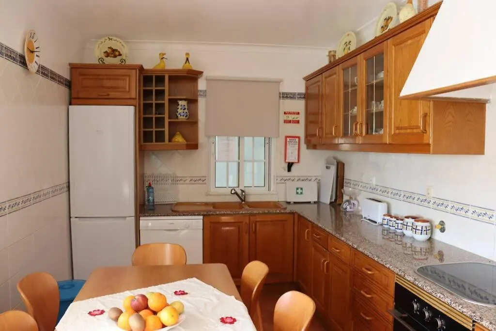 Vivenda Villa Guisado With Private Pool V3+2 Albufeira Holiday home
